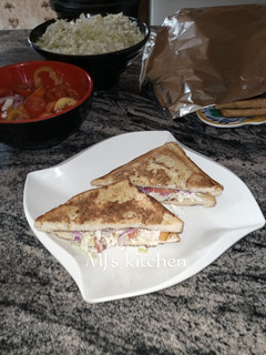 A picture of French toast sandwich.