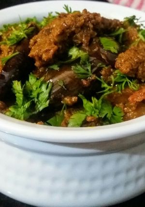 A picture of Baingan masala.