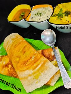 मसाला डोसा (masala dosa recipe in Hindi) रेसिपी मुख्य फोटो