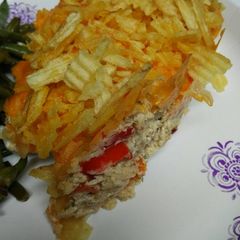 A picture of Potato Chip Chicken Casserole.