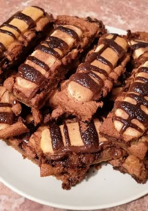 Darált kekszes, nutellás süti, babapiskótával, liszt nélkül recept fotója