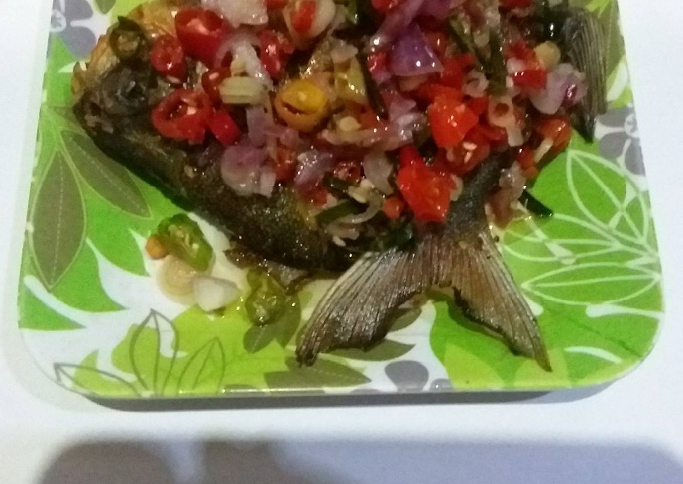 Camilan Panggang Dengan Sambal Matahav