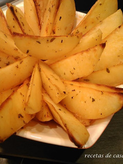 Una foto de Patatas especiadas fáciles y ligeras