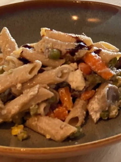Foto de Massa com Frango e Legumes