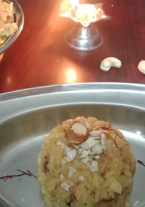 A picture of Kesar bhaat.