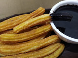 Churros saos coklat