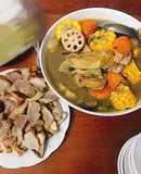 Canh gà hầm củ sen