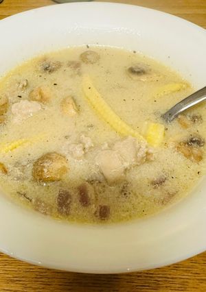 雞肉蘑菇奶油湯 的食譜成品照片