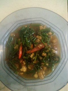 Foto resep Tumis sayur pakis