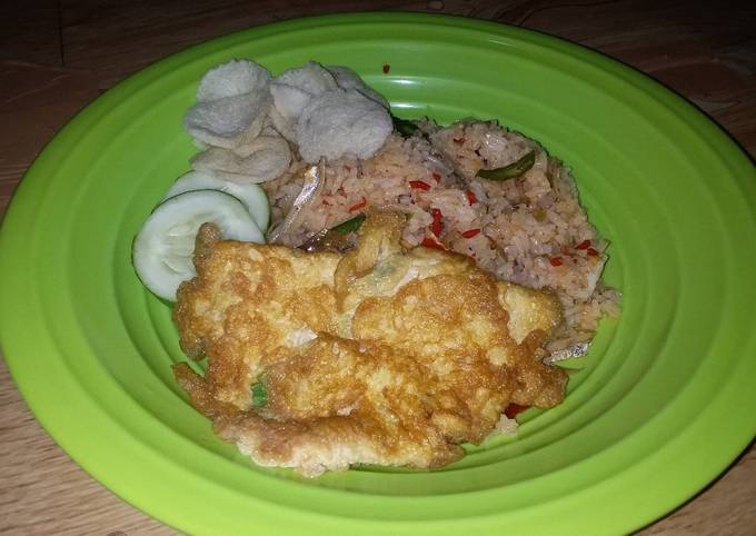 Resep Nasi goreng teri sederhana Anti Gagal