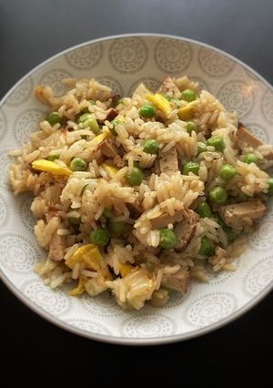 Une photo de Riz cantonnais végétarien