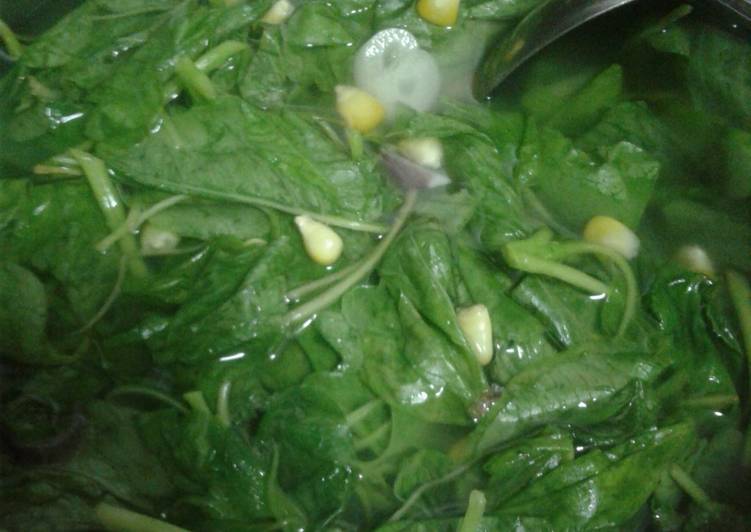 Sup bening bayam jagung