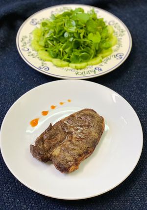 Hình của món Bò Mỹ Nướng Muối Hồng.