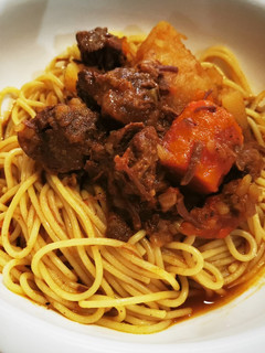 Una foto de Espaguetis con Carne Estofado