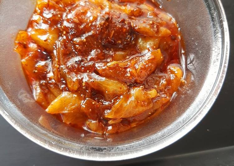 Step-by-Step Guide to Make Yummy Angur ki Chutney