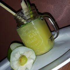 Pineapple ginger drink A picture of Pineapple ginger drink.