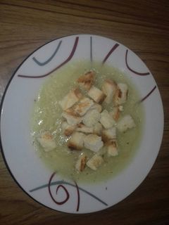 Hagymaleves egyszerűen recept fotója