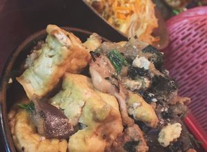 Hình của món Thịt om cà tím đậu rán.