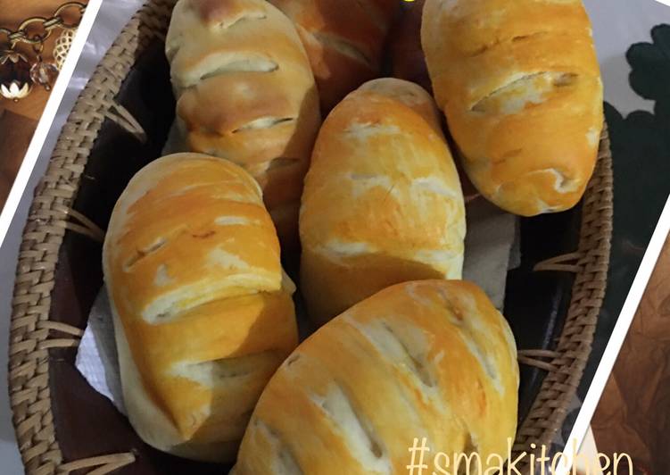 Roti Isi Pisang Selai
(Recook:#DapurDien)