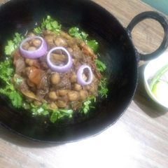 A picture of Punjabi chane(no oil,with only chana masala).