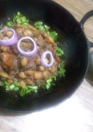 A picture of Punjabi chane(no oil,with only chana masala).