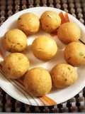 Besan laddu