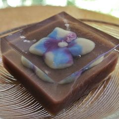 A picture of Ajisai (hydrangea) Mizu Yōkan ; Wagashi.