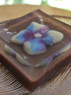 A picture of Ajisai (hydrangea) Mizu Yōkan ; Wagashi.