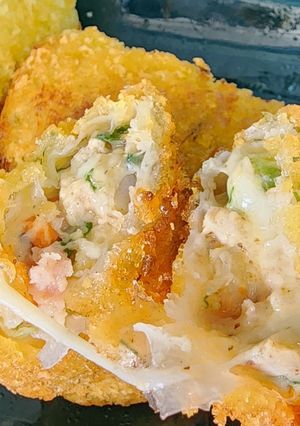 Hình của món Nem bơ hải sản.
