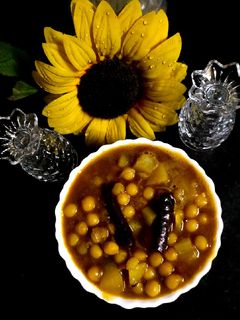 ঘুগনি (Ghugni recipe In Bengali) রেসিপির প্রধান ছবি