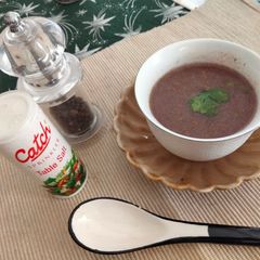 A picture of Ragi and vegetable soup.