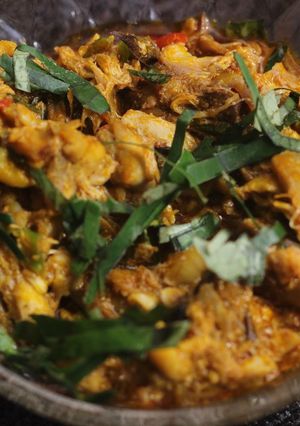 A picture of Chicken Nkwobi.