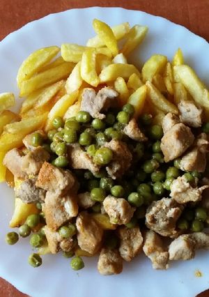 Brassói aprópecsenye zöldborsóval recept fotója