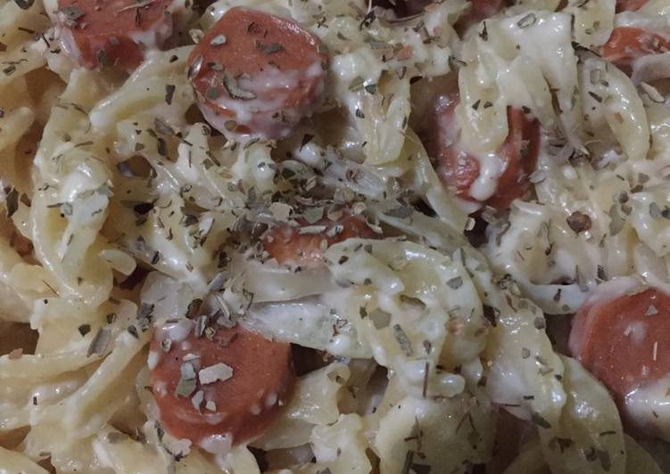 Easy Fusilli Carbonara