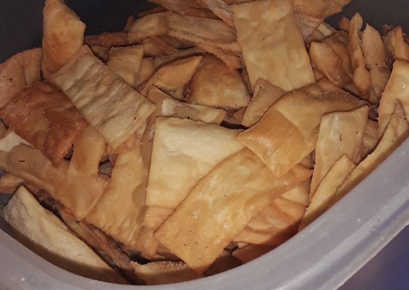 CEMILAN 2 BAHAN(Keripik pangsit goreng)