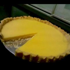 A picture of Tart au citron.