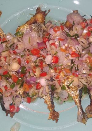 Foto resep Ikan kembung goreng sambel matah