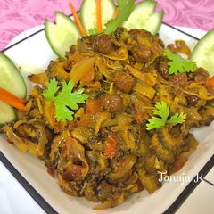 A picture of Bitter gourd and black grams veg.