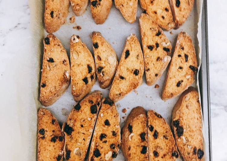 Simple Way to Prepare Perfect Biscotti