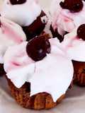 Cupcakes de Cacau e Cerejas 🍒