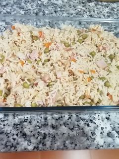 Una foto de Arroz tres delicias