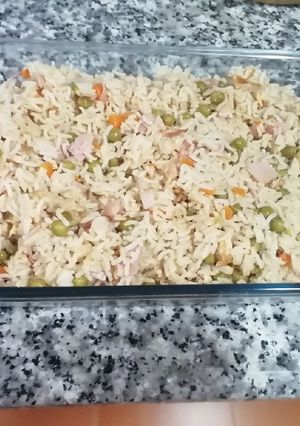 Una foto de Arroz tres delicias
