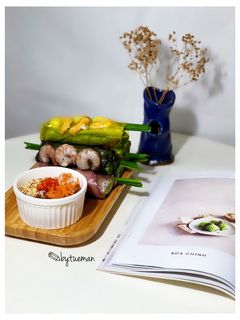 Hình của món Gỏi cuốn ngũ sắc.