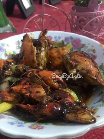 Langkah Mudah untuk Membikin Resep Kepiting Lada Hitam yang Enak Banget Anti Ribet, Lezat