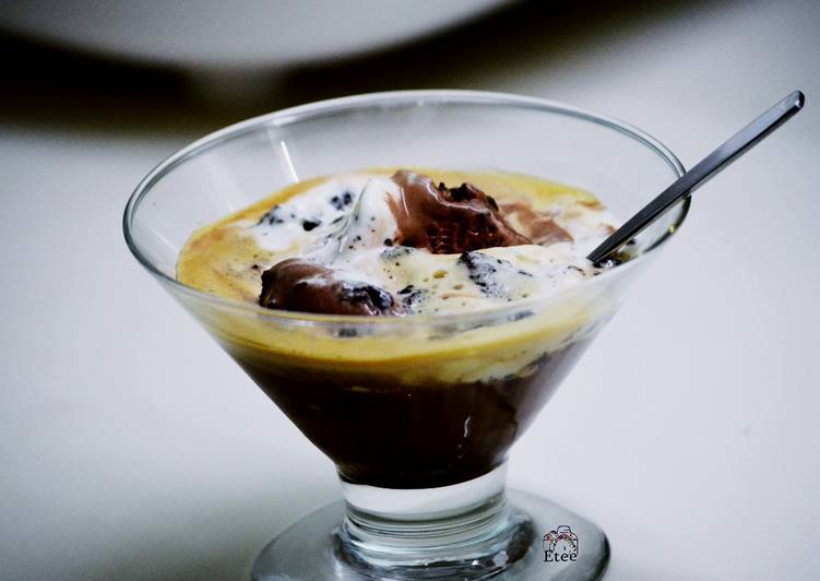 Affogato al caffe (Vanilla ice cream, chocolate ice cream & coffee)