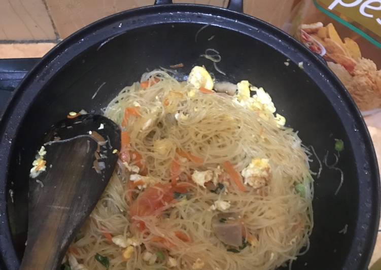 Bihun goreng