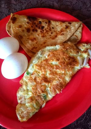 ऑम्लेट (omelette recipe in marathi) रेसिपी चे मुख्य फोटो 