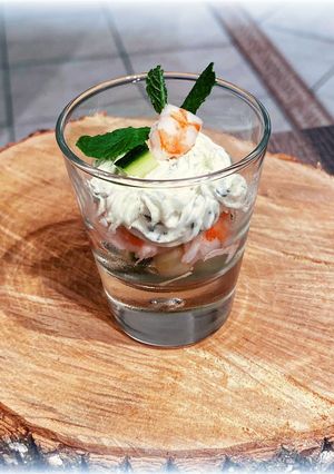 Une photo de 💚Verrines de crevettes avec sa mousse de menthe💚