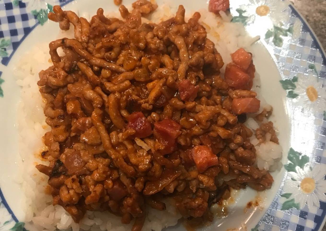 Arroz con carne picada