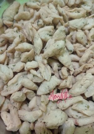 Foto resep Kue bawang Crunchy (Biji ketapang)